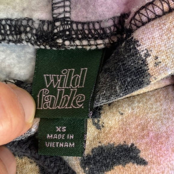 Wild Fable Oversized Tie Die Cropped Cozy Hoodie Sz XS - Picture 5 of 6